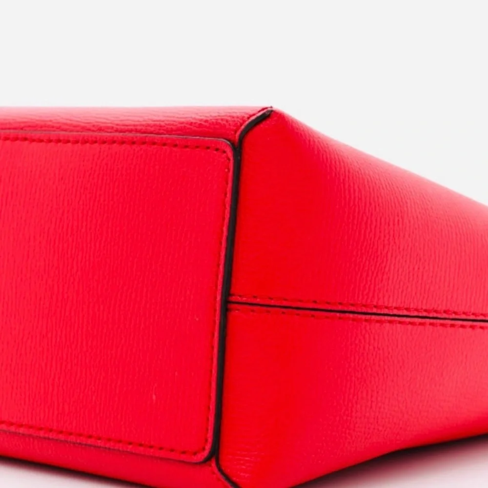 BURBERRY Reversible Haymarket Check Tote Red Leather & Plaid Dust Bag & Charm - Picture 9 of 14